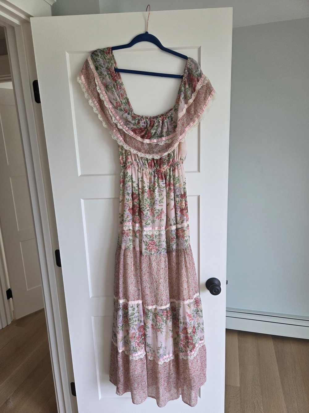 Vinatage Handmade Floral Dress